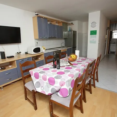 Ana Close To City Center شقة سبليت
